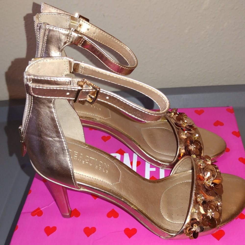 Kenneth Cole Reaction Rose Gold Floral Stiletto Heels